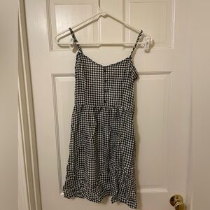 H&M: Black and White Checkered mini dress
